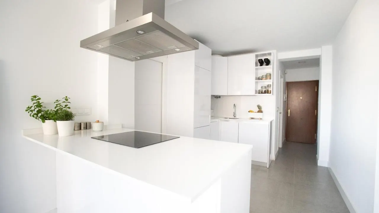 Enjoy Malaga On The Beachfront Hiszpania