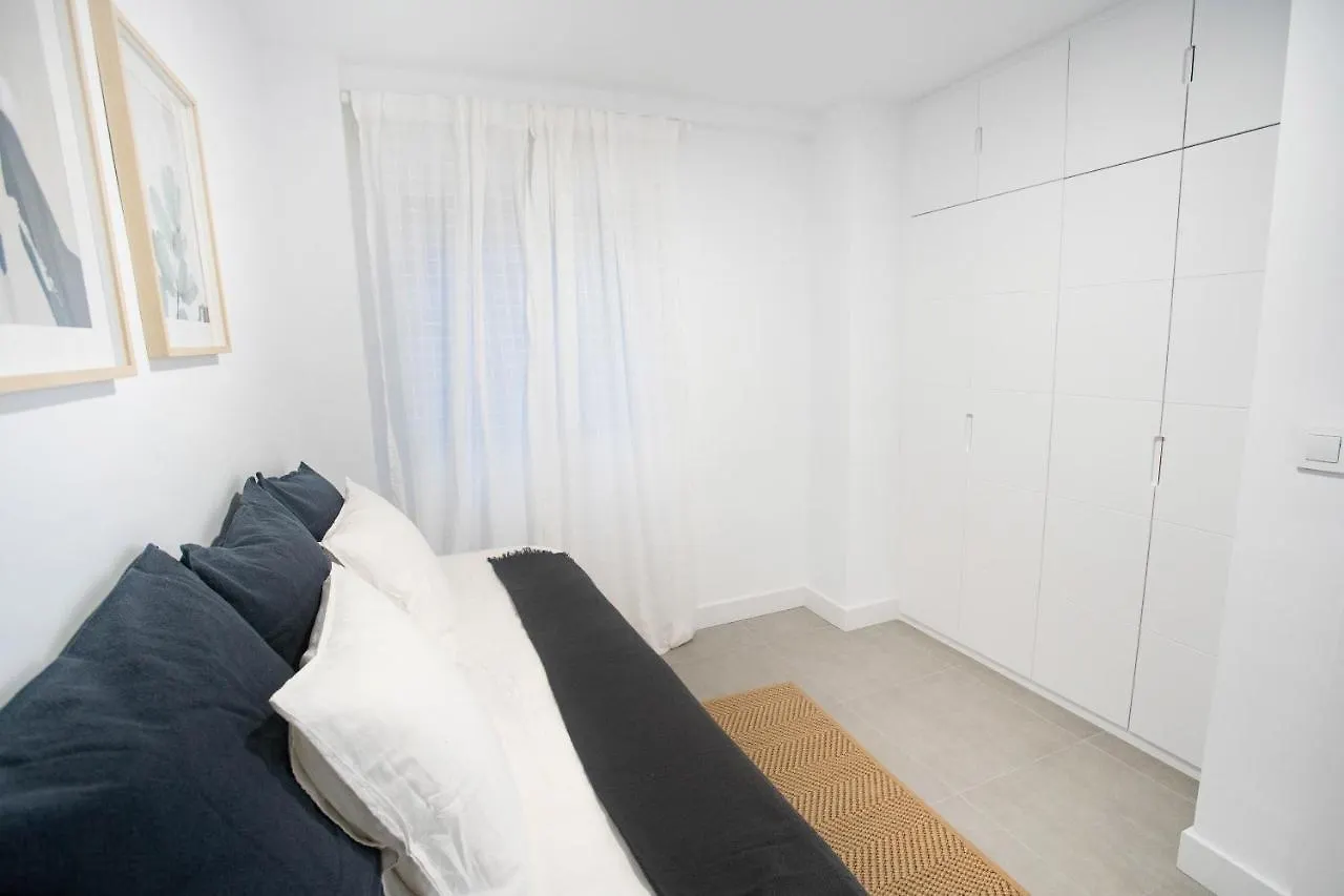 Enjoy Malaga On The Beachfront Apartament